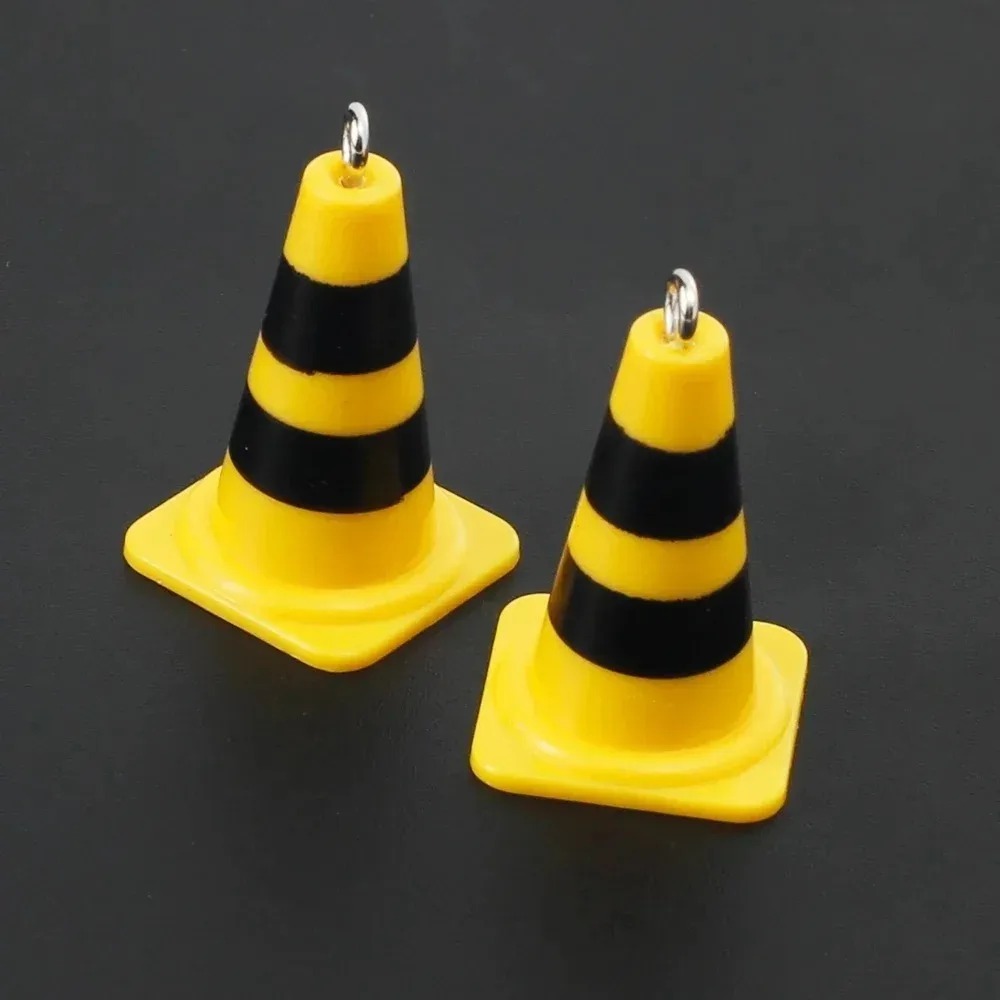 10 piezas de dijes divertidos  - Road Traffic Cone reseña y precio